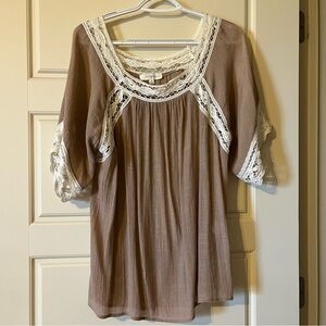 Umgee Women's Lace Trim Brown Top
